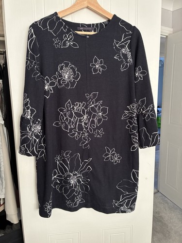 Women size marks - 14, &