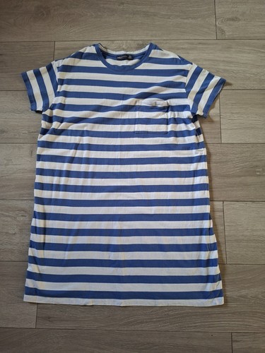 White mid blue - &,
