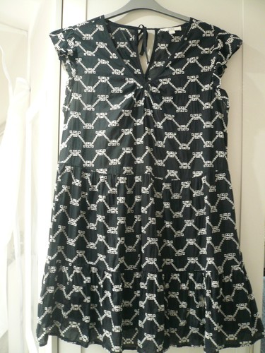 Black cream lace tunic - m&s,